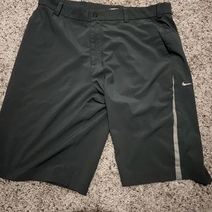Men’s size 34 Nike Golf Dri-Fit Shorts